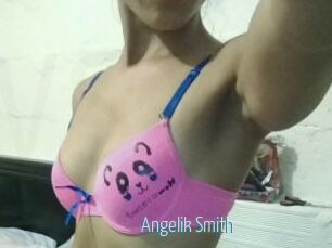 Angelik_Smith