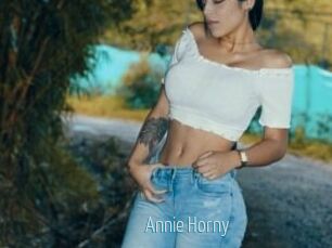 Annie_Horny