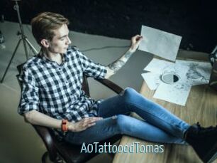 A0TattooedTomas