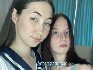 Antoniaandmae