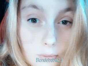 Blondebabiii23