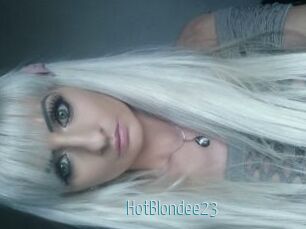 HotBlondee23