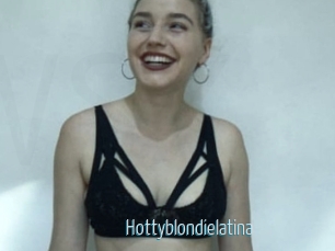 Hottyblondielatina