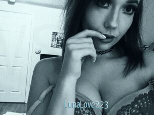 LunaLove223