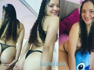 Leonela_davis