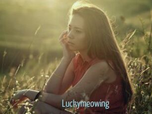 Luckymeowing