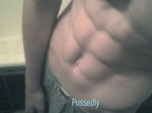 Pussedly