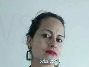 Selenesexy